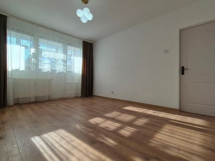 Apartament 2 camere decomandat, Drumul Taberei, bloc tip P - 1