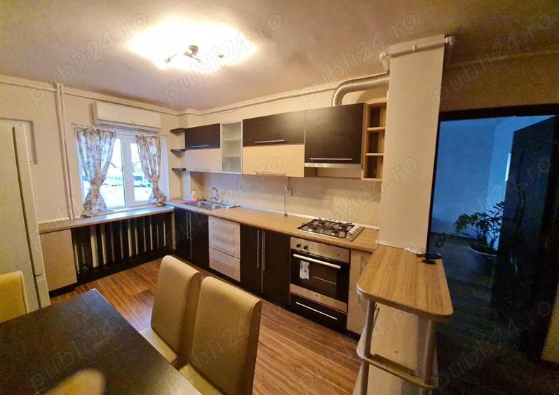 Inchiriez apartament 3 camere et.1 - 2