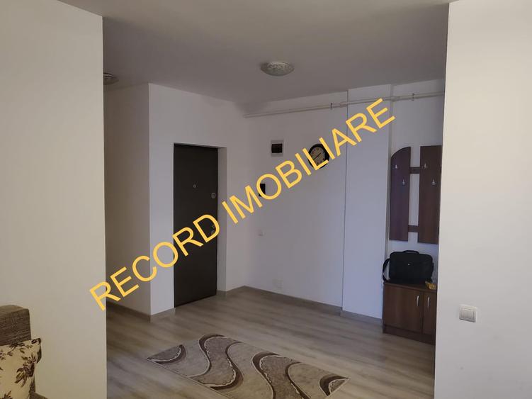 Inchiriere ocupare imediata 44 mp cartier Dambul Rotund,et.5/7,lift - 5