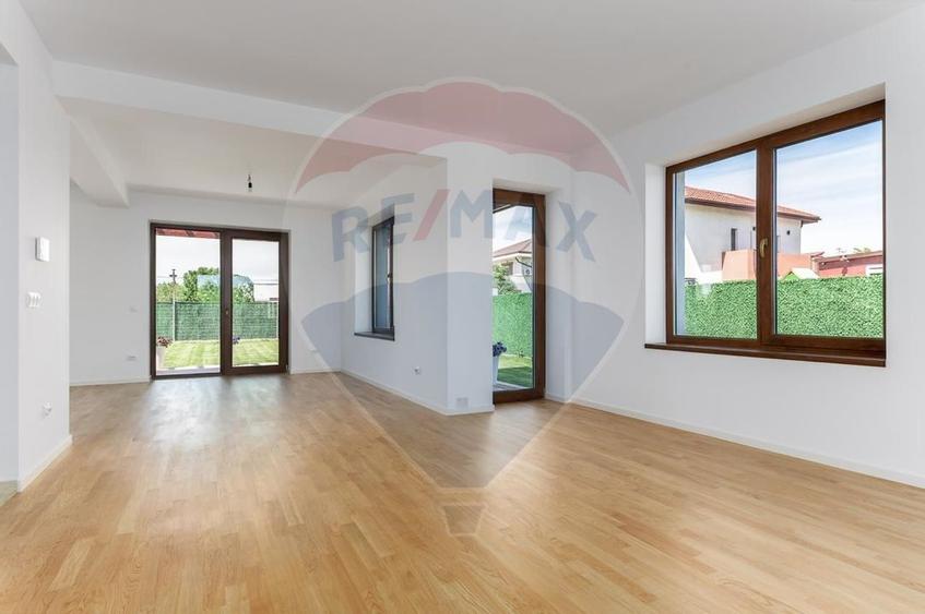 Vila frumoasa cu 5 camere, 700 mp currte si pompa de caldura - Saftica - 4