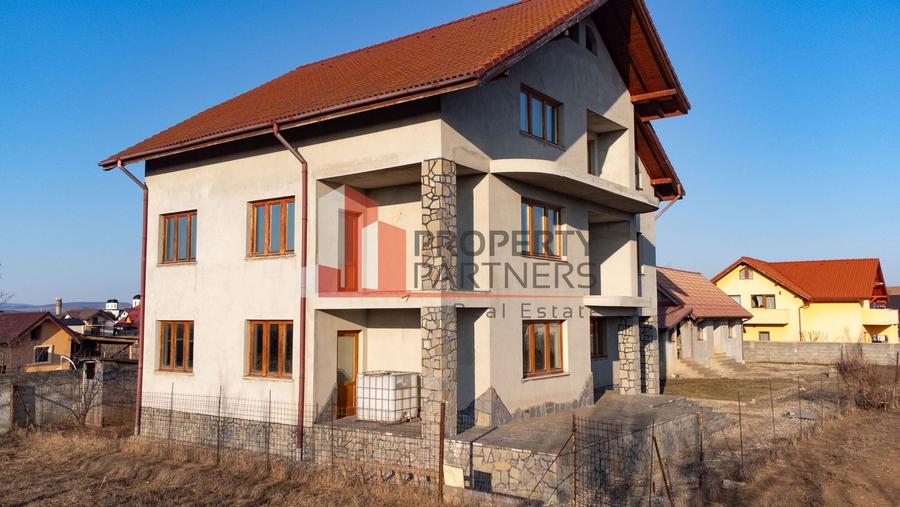 Casa cu teren 1500 mp in Harman - 8