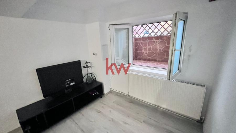 Apartament in vila, pe 2 nivele, cu teren, in Bucium! - 12