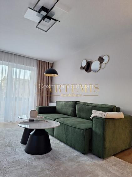Apartament de 3 camere, decomandat, 60 mp., zona Stefan Cel Mare.