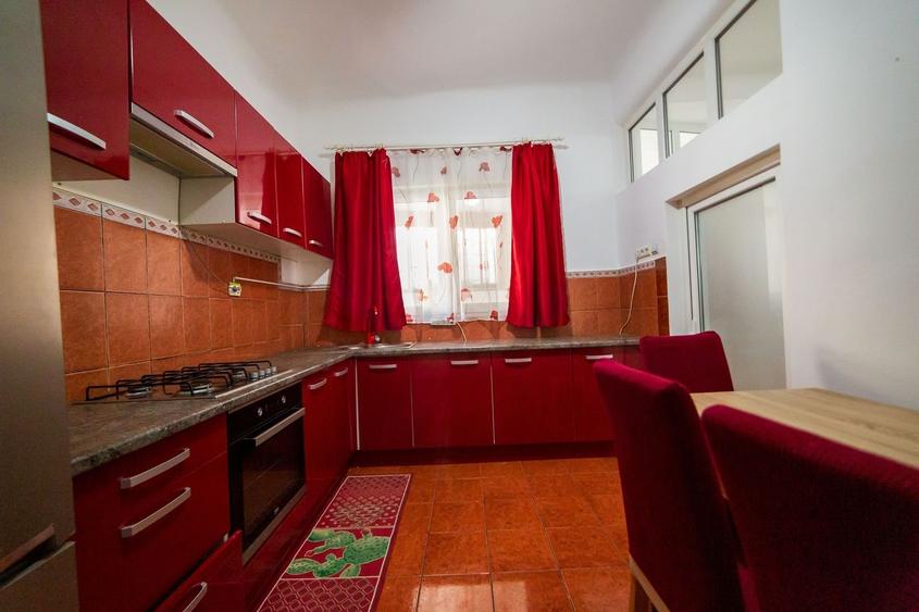 PRET NOU! Apartament spatios 4 camere - COMISION 0% - 6