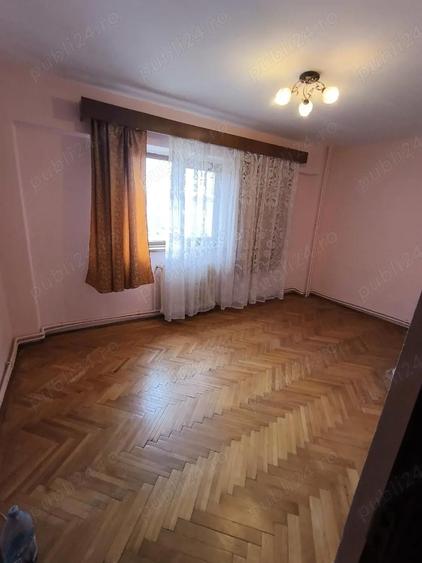 Vand apartament 3 camere, etajul 1, str. Tineretului col? cu Miori?ei. - 5