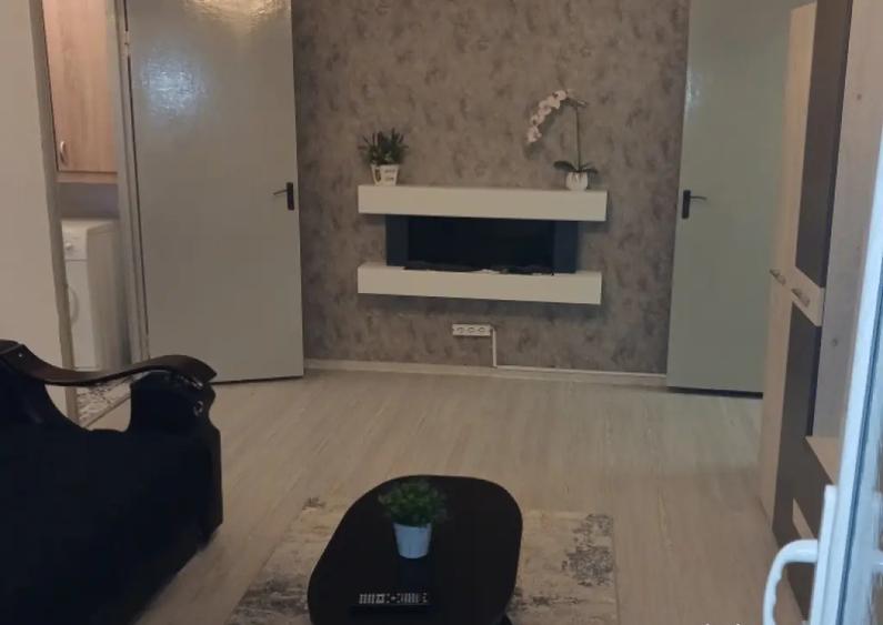 Propietar ofer spre inchiriere apartament cu doua camere in cartierul Noua - 1