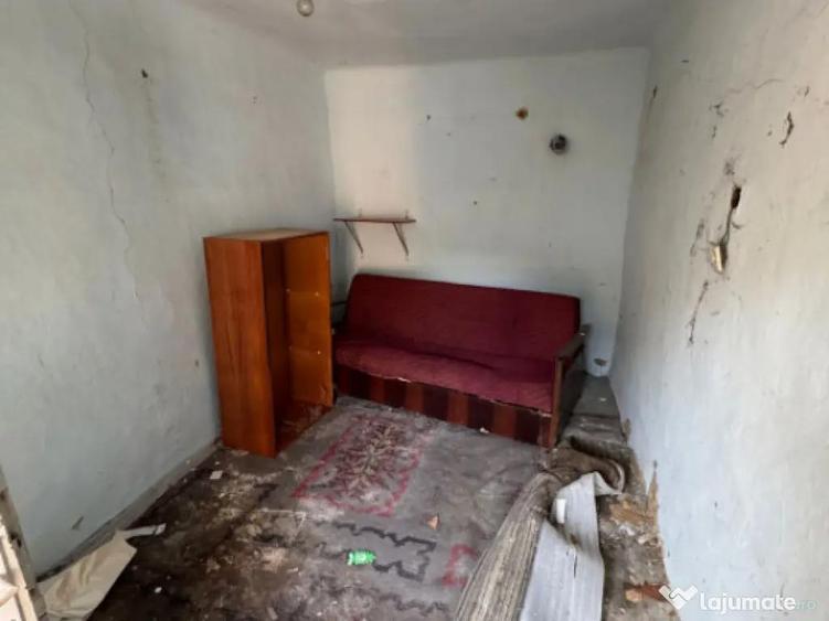 Casa 78 mp, teren 5.8 ari, utilita?i, zona Ferneziu - 9