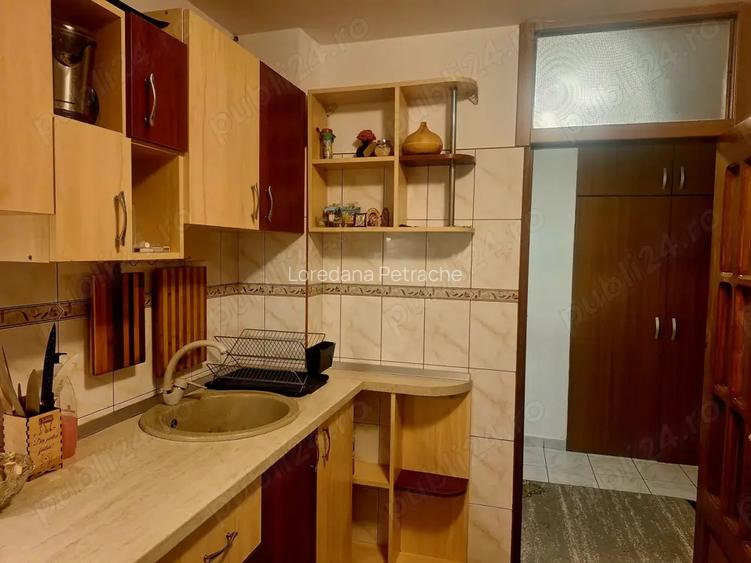 Apartament 2 camere, mobilat ?i utilat, parter, 56 mp utili Apartament 2 camere, mobilat ?i utilat, parter, 56 mp utili