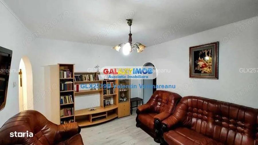 Apartament 2 camere Piata Chibrit ,gata de mutat s030