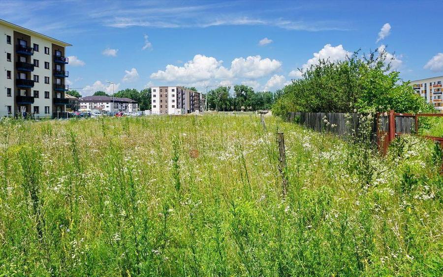 Teren Intravilan - Pretabil Investitie - Dezvoltare Rezid... - 2