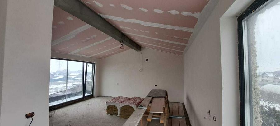 Ansamblu imobiliar 12 case Tg. Jiu - 2