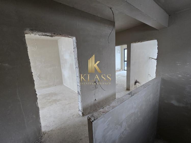 Vila 5 camere Tunari de vanzare - 9