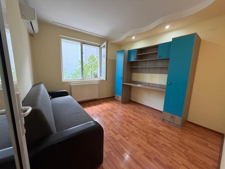 Titan 3 Camere Eraj 2  Bloc 1977 Reabilitat Decomandat Centrala 12 Min Metrou - 4