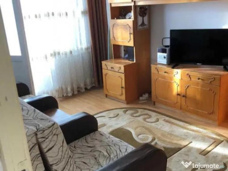 Garsoniera decomandata - zona Astra - 1