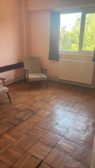 Apartament de vanzare - 6