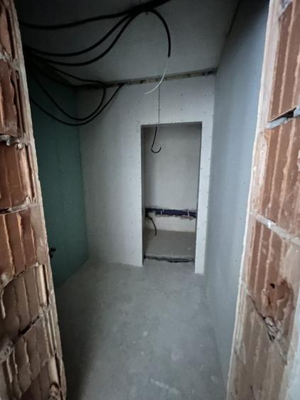 Spatiu comercial semifinisat 86 mp utili Borhanci - 11