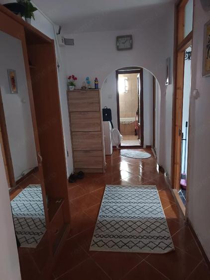 Vand apartament cu 2 camere, Mangalia - 3