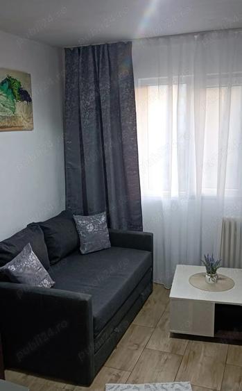 Vanzare camera de camin - 1