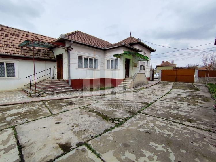 Casa individuala | 150 mp | 900 mp teren | De renovat | Barabant - 1