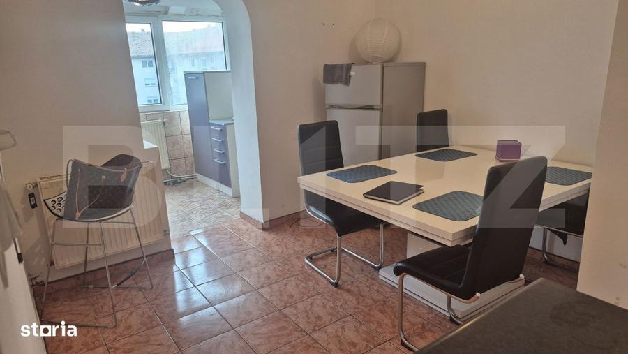 Apartament cu 3 camere de vanzare, 75,77 mp, Carpati 2 - 3
