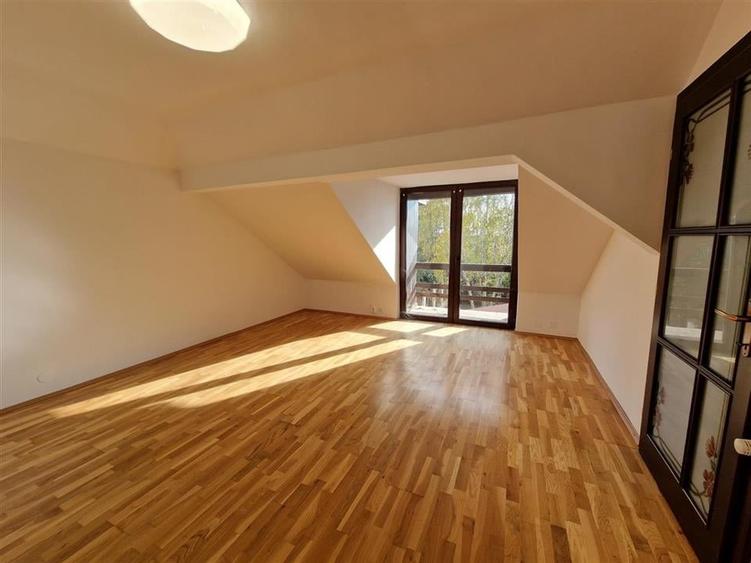 RECO Vila deosebita  in Santandrei cu teren generos - 23