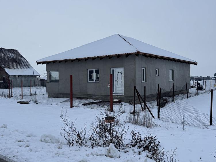 Casa Individuala Becicherecu Mic,Parter,4 Camere,2 Bai,Teren Generos - 1