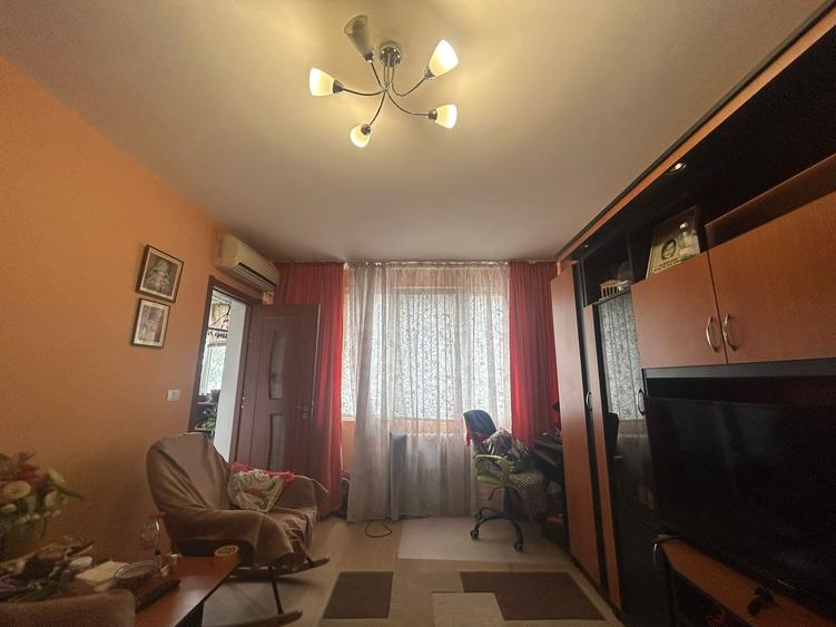 Titan 2 Camere Bloc 1977 Reabilitat Instalatii Schimbate 15 Min Metrou Titan - 4