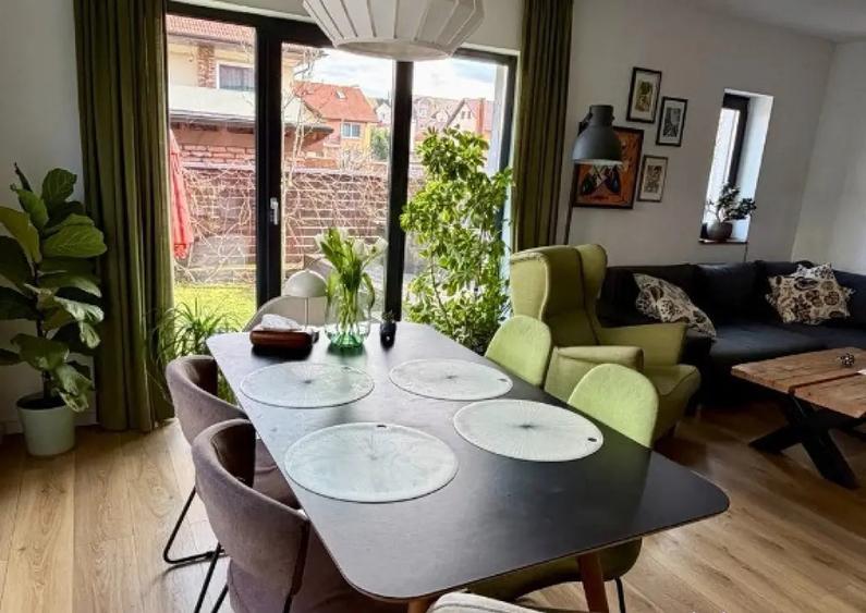 Casa 5 camere langa Primaria Flore?ti - transport ?i magazine aproape - 9