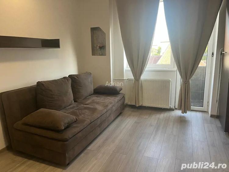 Inchiriez apartament cu o camera in complexul studentesc Inchiriez apartament cu o camera in complexul studentesc