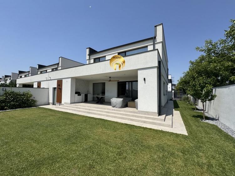 Vila Premium - 5 Camere | 410 mp Teren | Panouri Solare 12 kW & Pompa de Caldura - 1