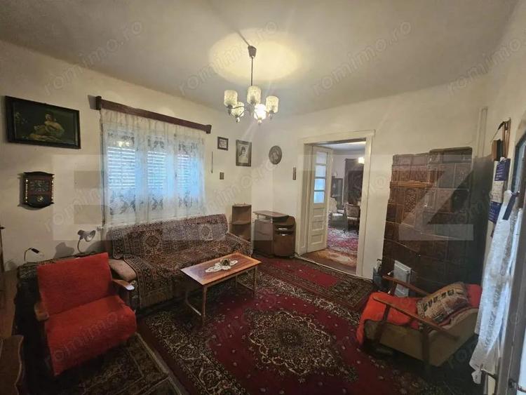 Casa cu 4 camere, 140 mp, teren 450 mp, oras Blaj - 11