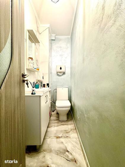 Apartament cu 3 camere semidecomandat în Dâmbovița