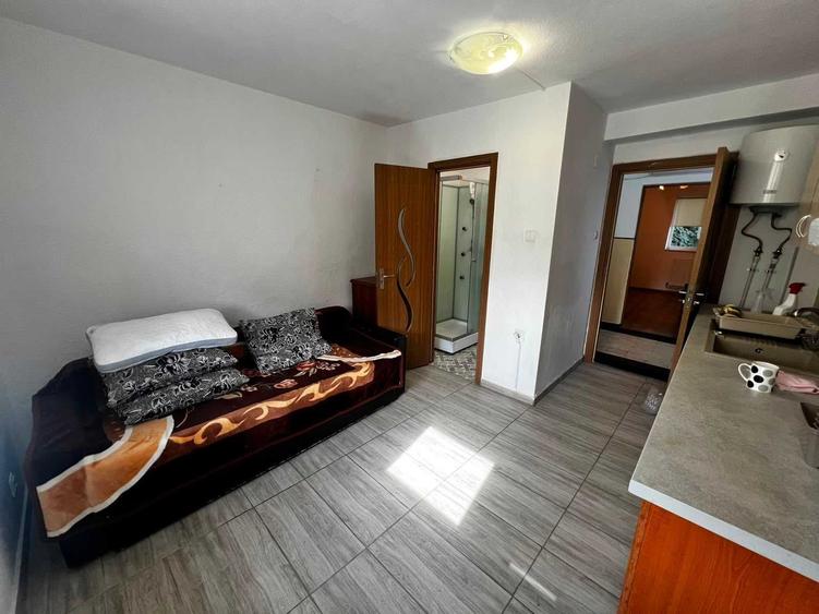 Vand 2 camere + baie proprie | 30 mp total | 7 min metrou 1 Decembrie 1918 | Strada Aleea Perisoru nr 8-10 - 6