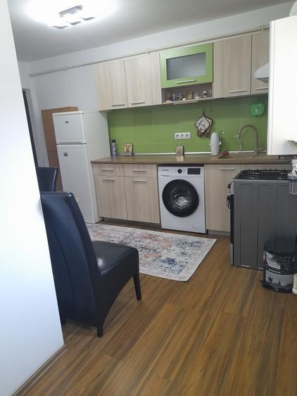 Inchiriez apartament 2 camere zona Zahana - 2