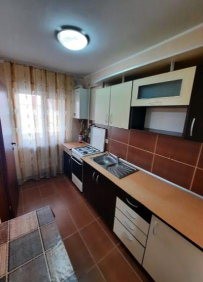 Ap 2 cam,bloc tipA,zona ostroveni W,mobilat,utilat,cu balcon - 4