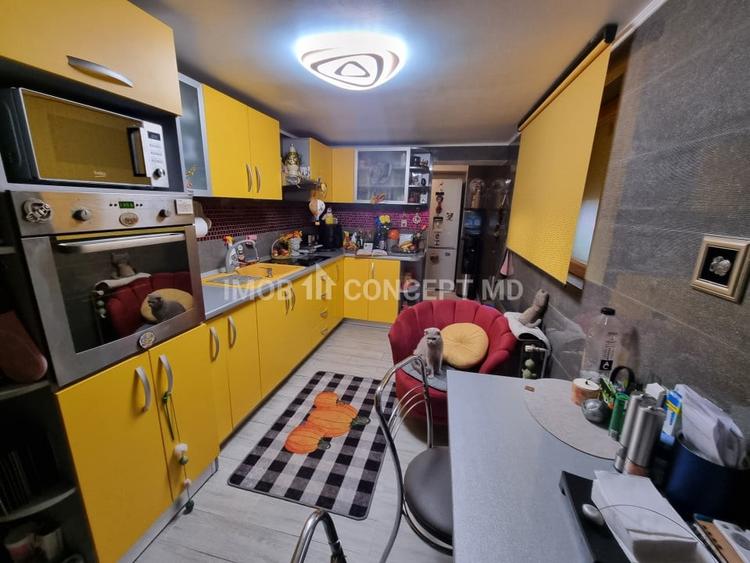 Vanzare Casa-vila 7 camere si teren 1250mp sau schimb, Puchenii Mosneni-Prahova - 19