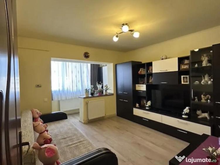 Apartament de vanzare, 54 mp, zona Republicii - 5