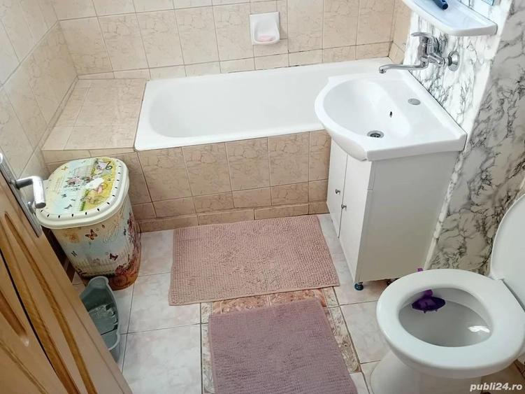 Ap 2 cam ultracentral 54mp utilat mobilat renovat la cheie centrala - 5