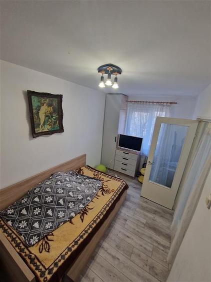 Ocazie! Apartament 2 camere etaj 2 zona Sagului - 18