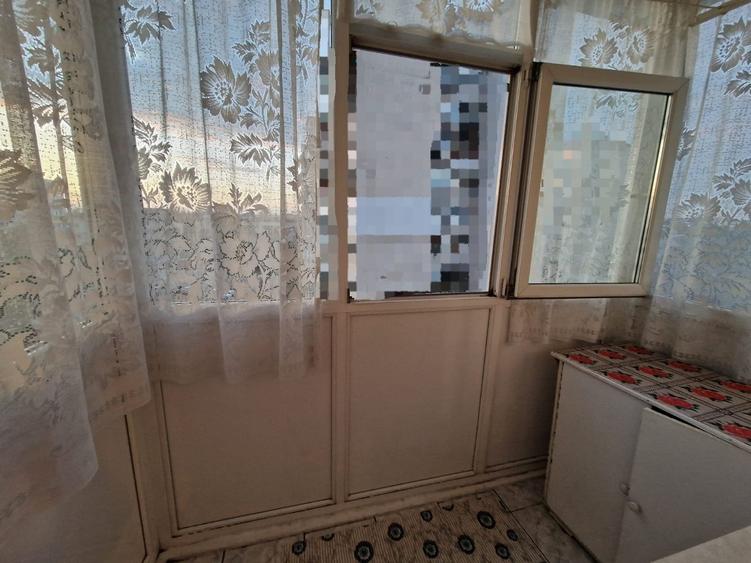 Apartament cu 2 camere, decomandat, zona Mircea cel Batran - 9