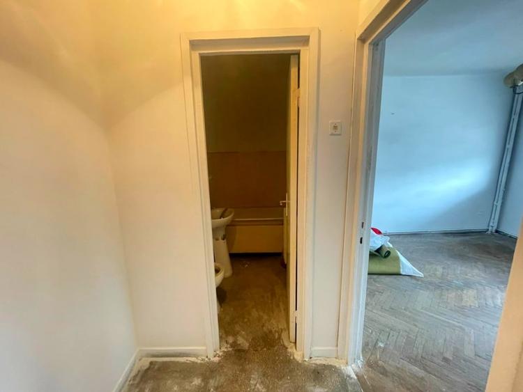 Apartament 3 camere decomandat - etaj 2 - Podu Ros - 5