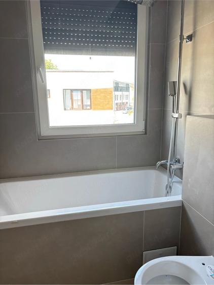 Apartament cu 3 camere decomandat în Braytim
