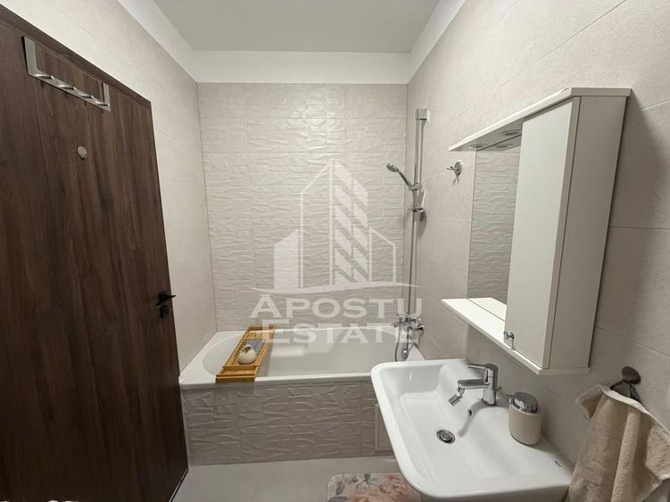 Apartament cu 3 camere decomandat, mobilat în Torontalului