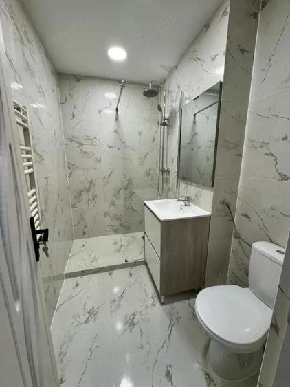 Apartament ULTRACENTRAL-renovat complet potrivit de investitie sau locuinta pers - 10