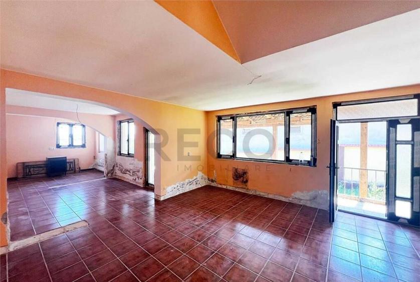 RECO Casa de renovat 202 mp util Biharia - 2