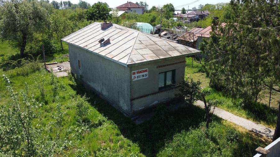 Casa si teren Floresti-Stoenesti,acces A1 - 1