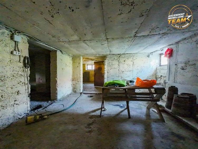 FILM!Areal apreciabil,casa+domeniu de 3.500mp,Sancraiu,vecin Sfantu Gheorghe si - 44