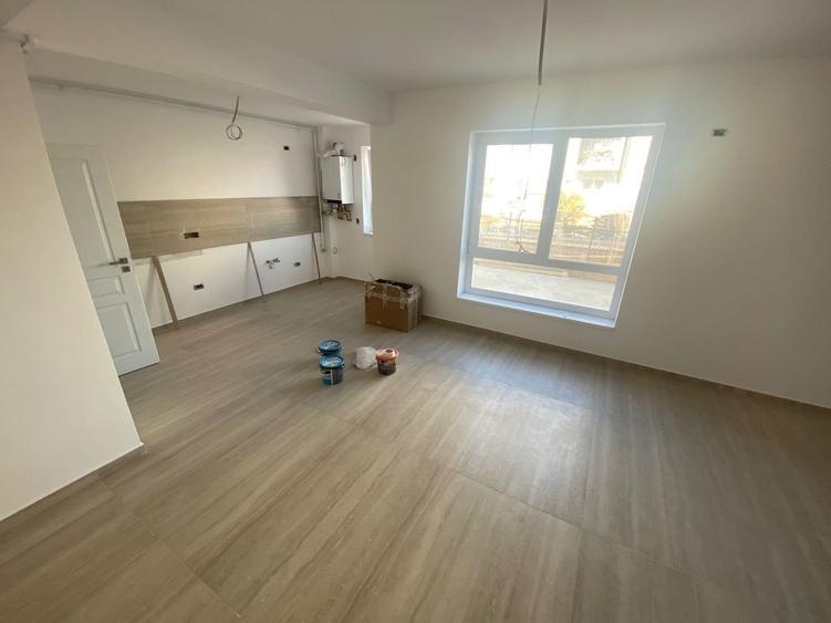 Nou.  62 mp utili. Gradina proprie 22 mp.. 3 parcari acoperite. Zona Braytim. - 6