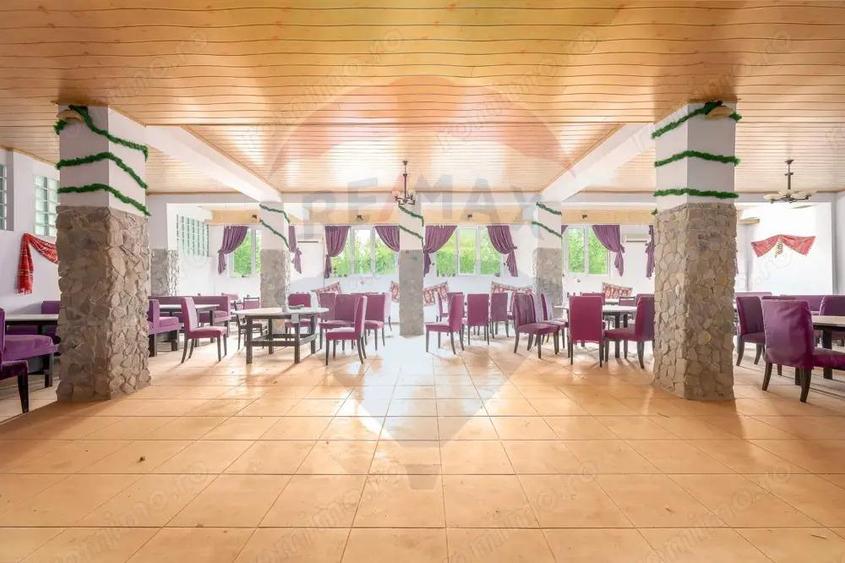 Hotel, Pensiune, Han, Camin de batrani / muncitori, Loc de evenimente - 18