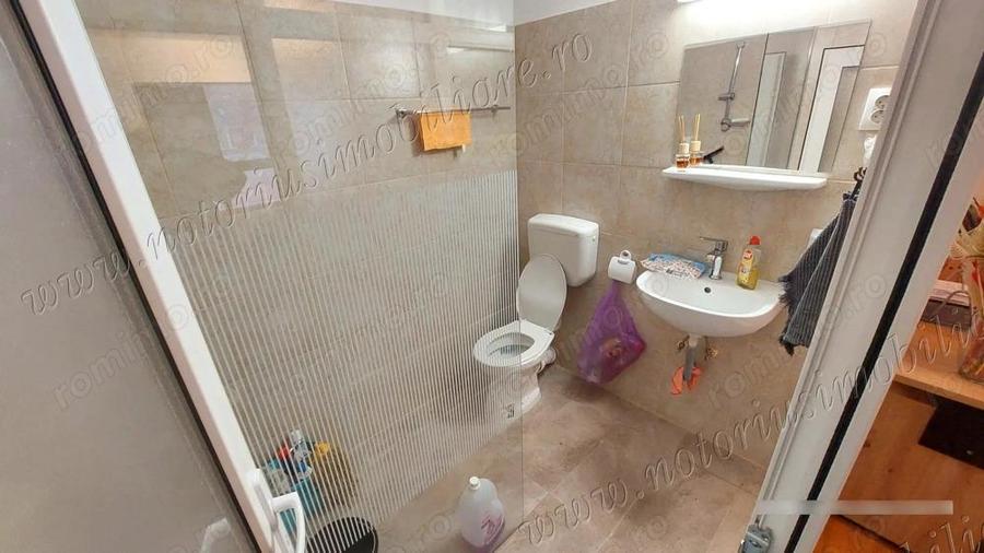 Apartament trei camere amenajat mixt, stare foarte buna, bulevard Micro 5, Hunedoara. - 11